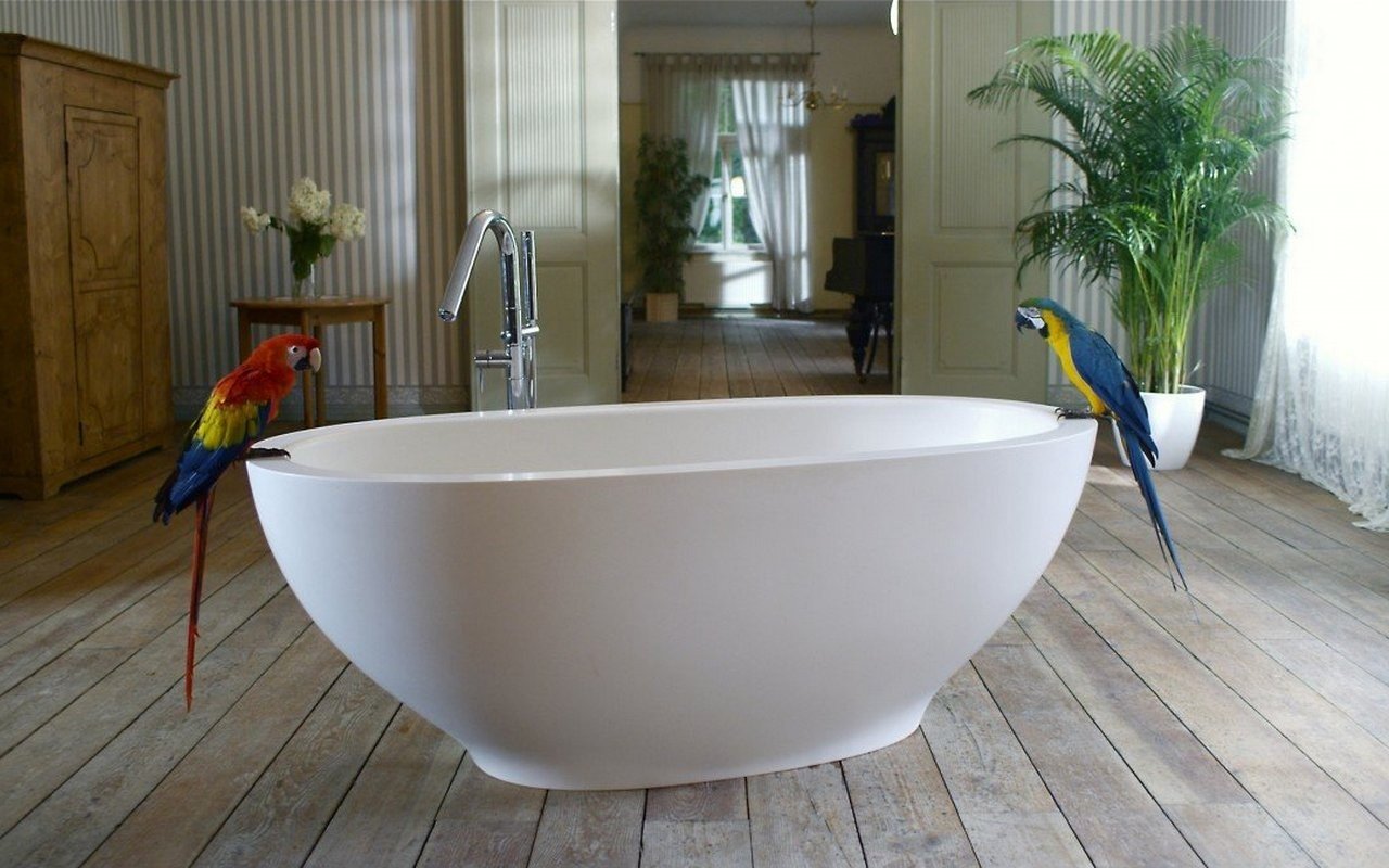 Large Freestanding Bathtubs